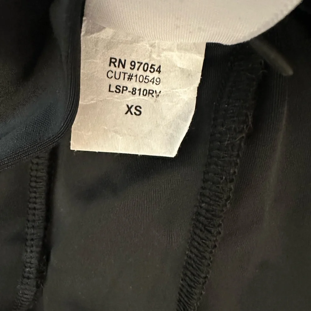 LANSTON Sport Parker Halter Black Cross Front Sports Bra Size XS NWT $112 MSRP - Picture 7 of 7